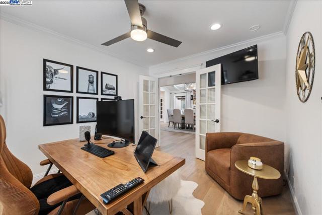 325 Crest Ave, Alamo CA: https://media.crmls.org/mediaz/5577288b-2d10-469a-87c3-895794be5606.jpg