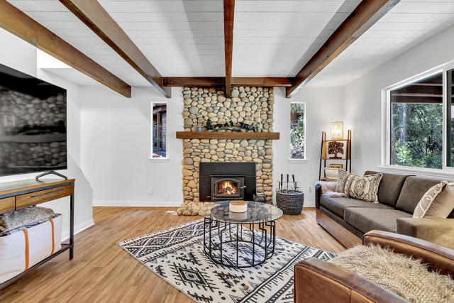 Image 43 of 60 For 25275 Norwood Drive