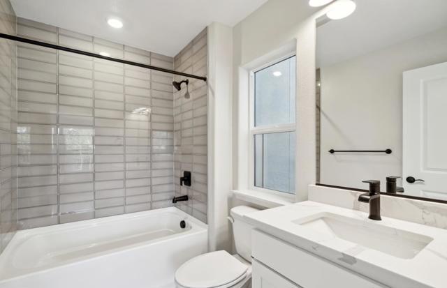 2506 Sage Street, San Mateo CA: https://media.crmls.org/mediaz/55777218-65d6-40ad-bb7d-74277d726049.jpg