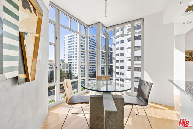 10580 Wilshire Boulevard, Los Angeles CA: https://media.crmls.org/mediaz/5577e247-3a9b-4c46-bece-3e065d898bcb.jpg