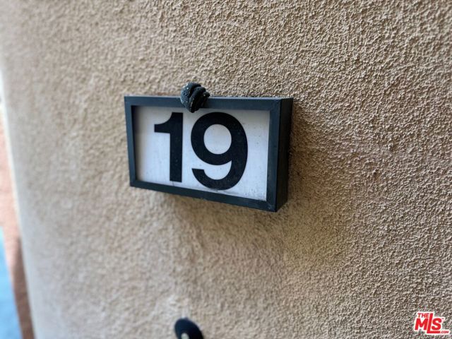 19 Imperial Aisle, Irvine CA: https://media.crmls.org/mediaz/5578a3f0-daea-4dd7-b1ff-37aa0a2b4892.jpg