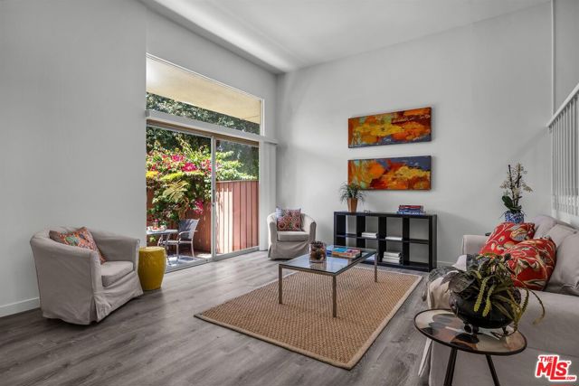 11260 Overland Avenue, 19C photo 3