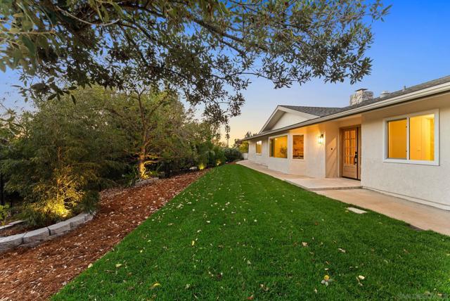 12830 Avenida La Valencia, Poway, California 92064, 4 Bedrooms Bedrooms, ,3 BathroomsBathrooms,Single Family Residence,For Sale,Avenida La Valencia,250042019SD