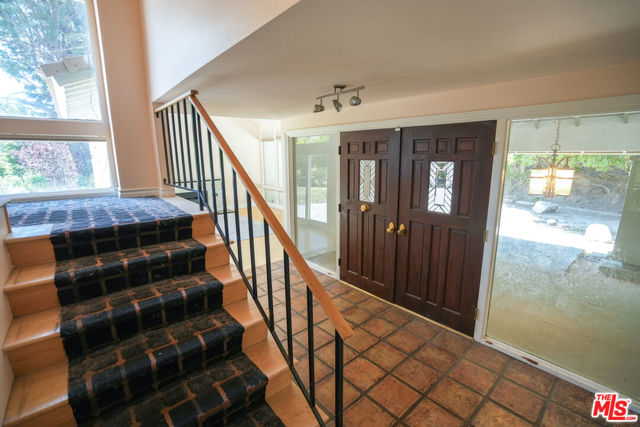 19616 Pine Valley Avenue, Porter Ranch CA: https://media.crmls.org/mediaz/557ca641-e12d-4b0a-ae1c-66ad7aa70333.jpg