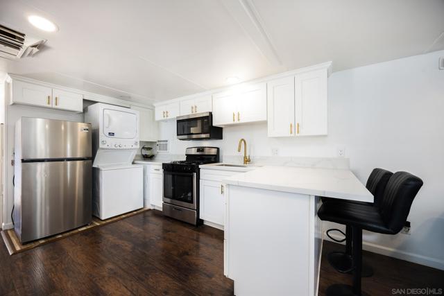 Drew Fenton | 351 E Bradley Ave El Cajon CA | MLS: 7259712