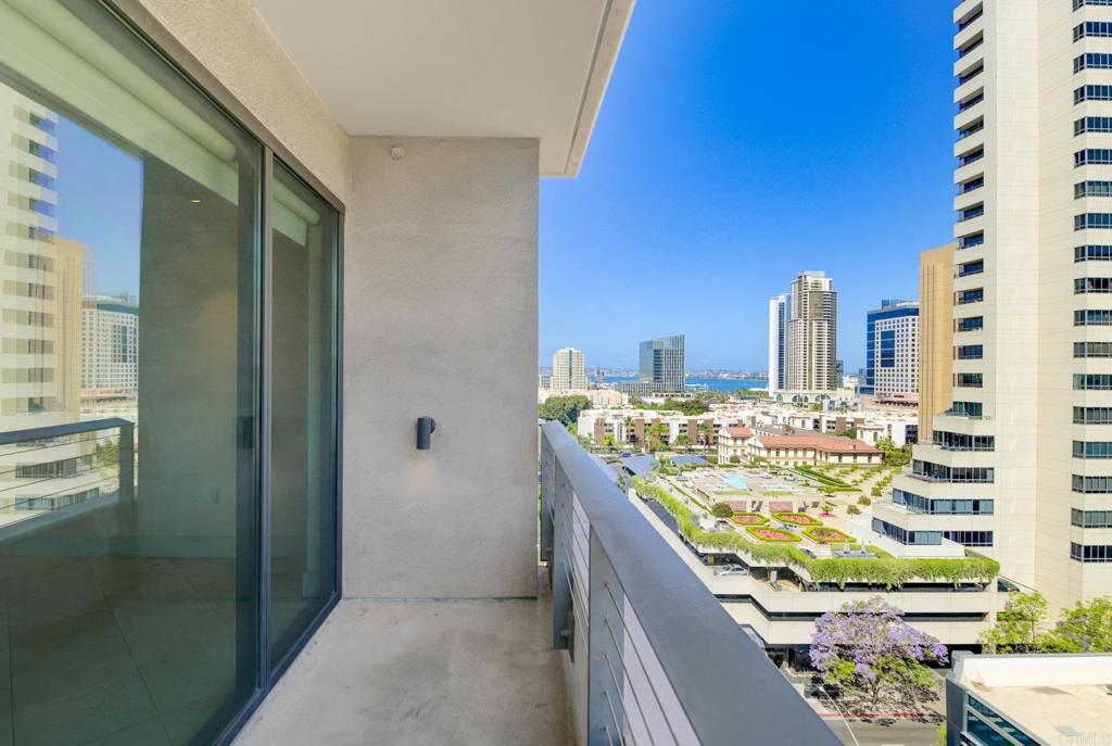 645 Front Street - photo 16