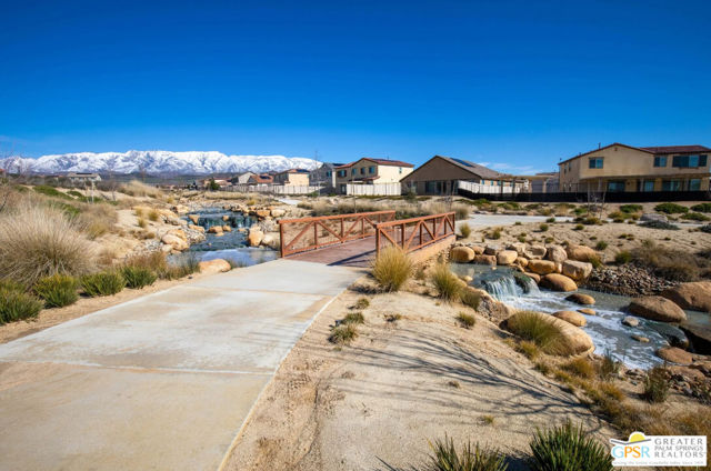5688 California Circle, Banning CA: https://media.crmls.org/mediaz/557df06b-ed07-4e16-88b3-b1b50ab3ef30.jpg