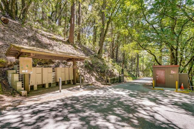 12338 First Fork Road, Los Gatos CA: https://media.crmls.org/mediaz/557dfca9-2ac0-4147-9d87-948d943ae34b.jpg