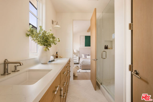 657 27th Street photo 21