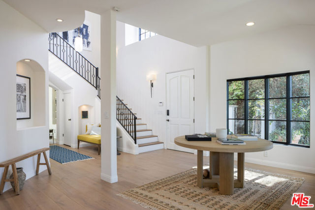 13439 Java Drive, Los Angeles CA: https://media.crmls.org/mediaz/557f2a5c-def7-4201-93c1-caada6f1d72e.jpg