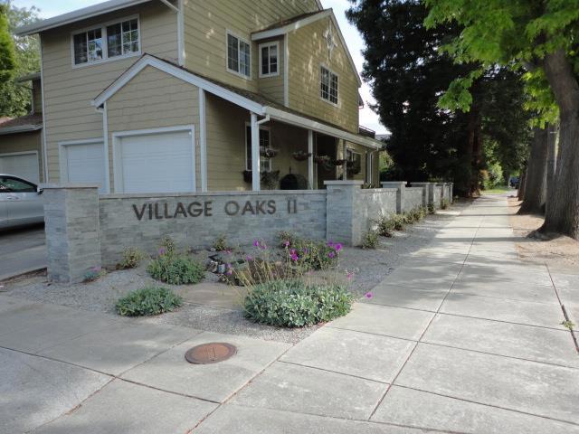201 Ada Avenue, Mountain View CA: https://media.crmls.org/mediaz/557f4b41-d21b-43c7-aaaf-24e36b54ff92.jpg