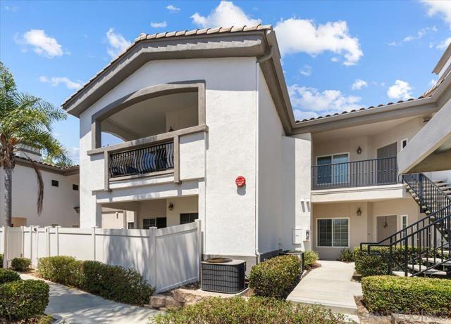 2715 Lake Pointe Dr., Spring Valley CA: https://media.crmls.org/mediaz/557f6ead-82bc-4264-9d4b-e7e364d43b7d.jpg