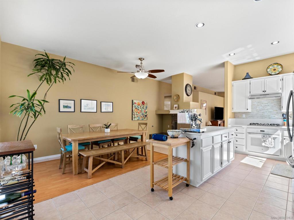 12420 Whispering Tree Ln - photo 12