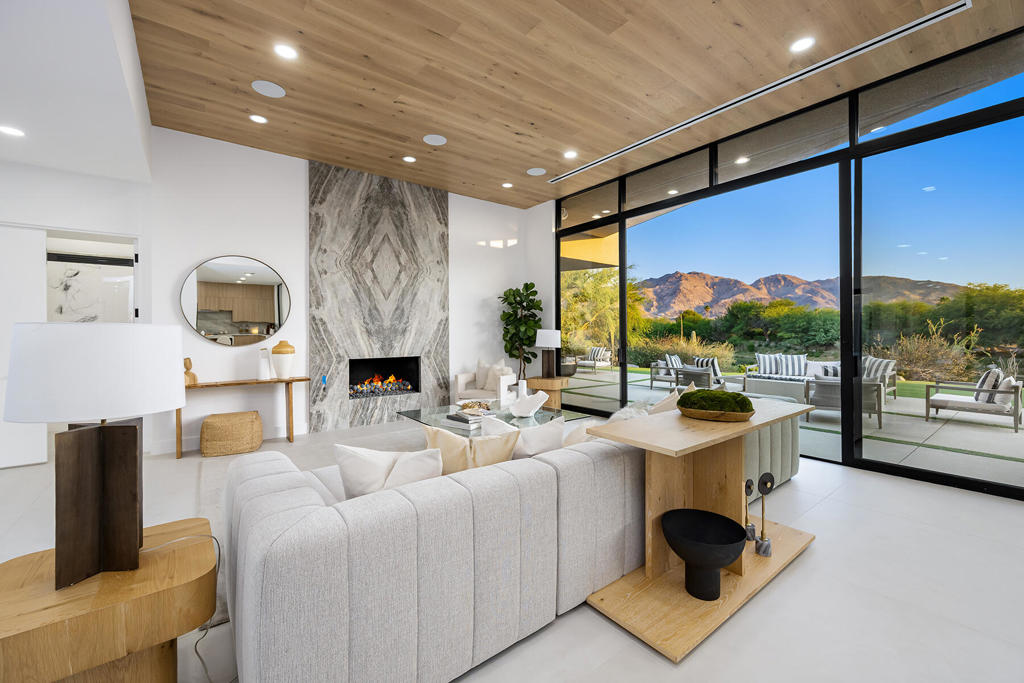 MLS #219132128DA image #18