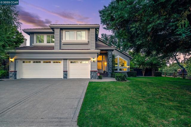 47 Kentfield Ct, Alamo CA: https://media.crmls.org/mediaz/5580b383-c60f-45f4-b53b-94eb2050d68b.jpg