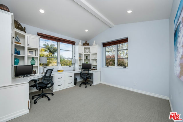 1028 9th Street, Manhattan Beach, California 90266, 5 Bedrooms Bedrooms, ,5 BathroomsBathrooms,Residential,Sold,9th,25532263