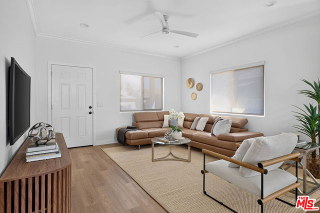 1308 West 53rd Street photo 3