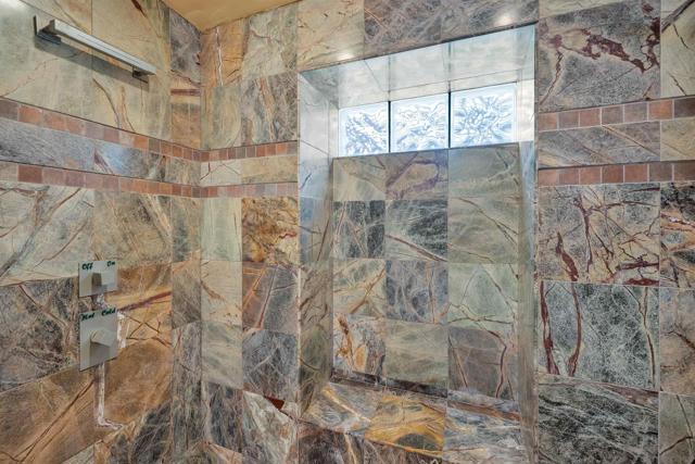 23540 Oriente Way, Ramona CA: https://media.crmls.org/mediaz/558238f0-f306-4fd3-ae54-1e98fe119ba1.jpg