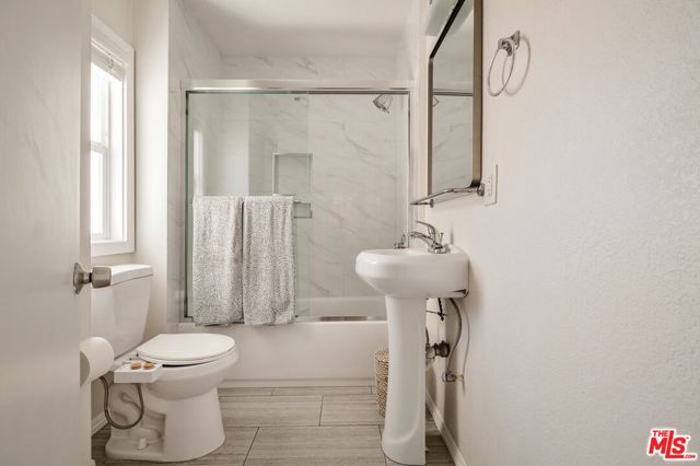 5368 Oakland Street photo 14