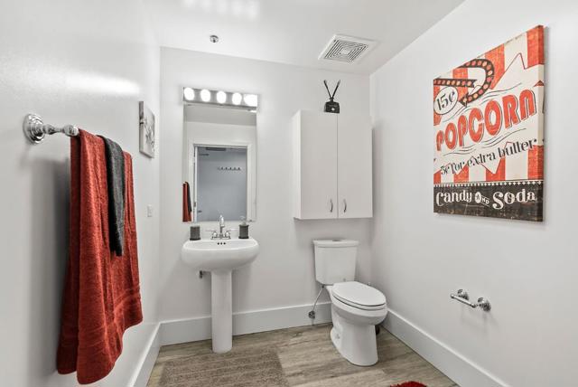 334 Santana Row, San Jose CA: https://media.crmls.org/mediaz/55830e33-d329-4035-a294-8a2bbdca8597.jpg