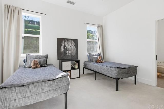 2241 Via Corto, Fallbrook CA: https://media.crmls.org/mediaz/55847348-2f54-4ea1-bcc8-778e85875c40.jpg