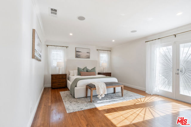 4180 Mount Vernon Drive, View Park CA: https://media.crmls.org/mediaz/5585a177-9629-4484-a77f-c04119e762be.jpg