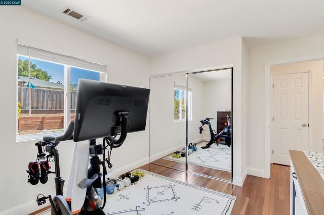 1349 Montana Dr, Concord CA: https://media.crmls.org/mediaz/55861d86-27ba-4d4d-9479-fdf7da1d2c0b.jpg