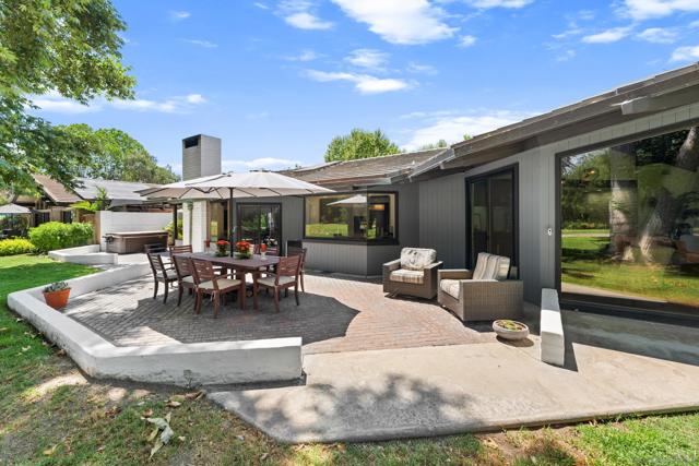 32676 Taspa Ct, Pauma Valley CA: https://media.crmls.org/mediaz/5586e6da-6f9b-4590-9fa1-d5287cb98b61.jpg