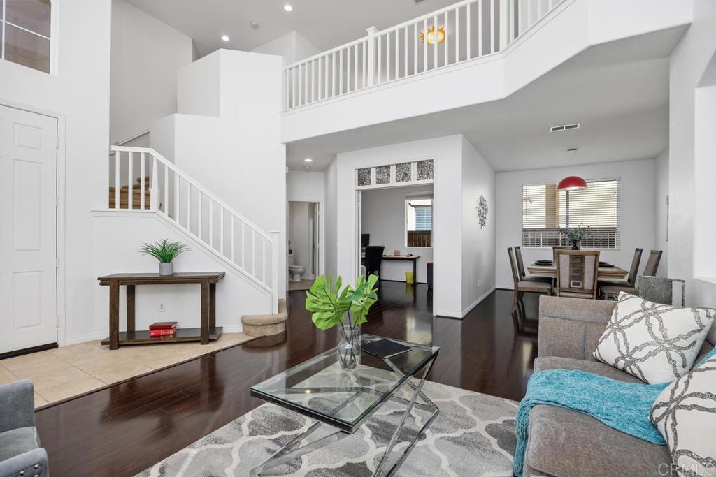 687 Glasgow Court - photo 13