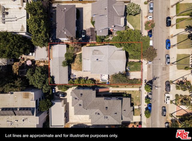 1807 N Van Ness Avenue, Los Angeles CA: https://media.crmls.org/mediaz/5588864d-e274-41e9-8a28-f7e5bdb74fa5.jpg