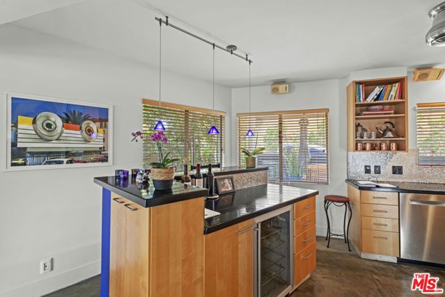 3162 Durand Drive, Los Angeles CA: https://media.crmls.org/mediaz/5588c683-0b8b-41cc-b419-cd129c0cddae.jpg