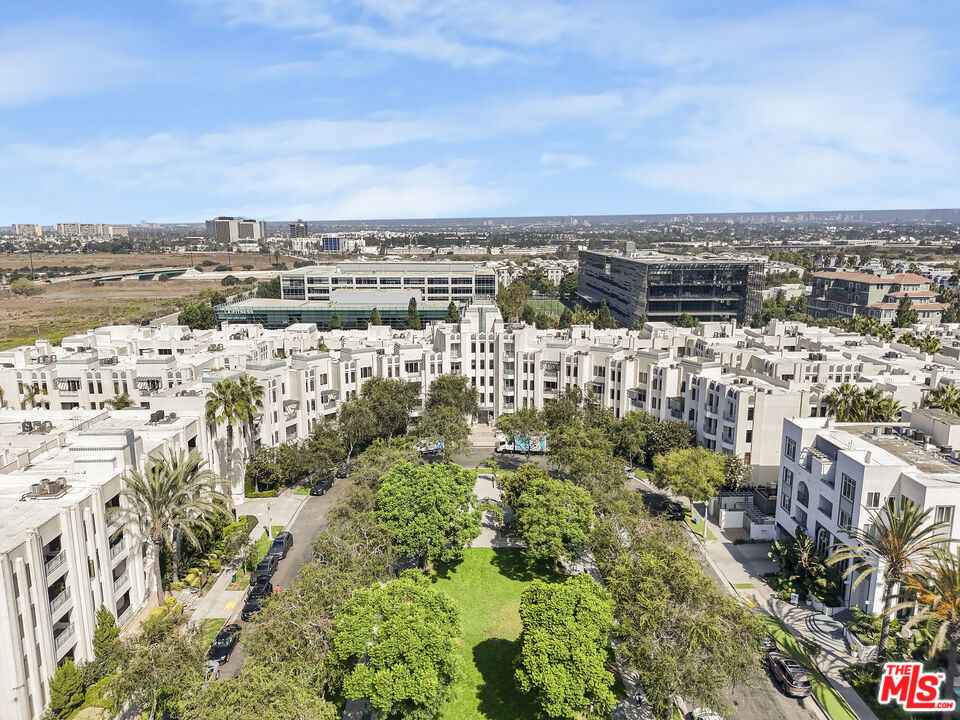 MLS #25587815 image #29