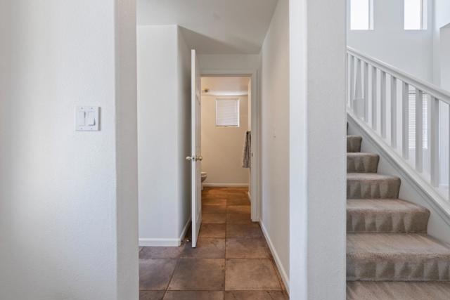 1101 Freedom Drive, Hollister CA: https://media.crmls.org/mediaz/55897580-4caf-4acf-965f-229b327d54dd.jpg