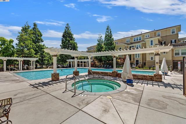 3391 Monaghan St, Dublin CA: https://media.crmls.org/mediaz/5589d263-7647-47e9-88da-eac35a84c7f9.jpg