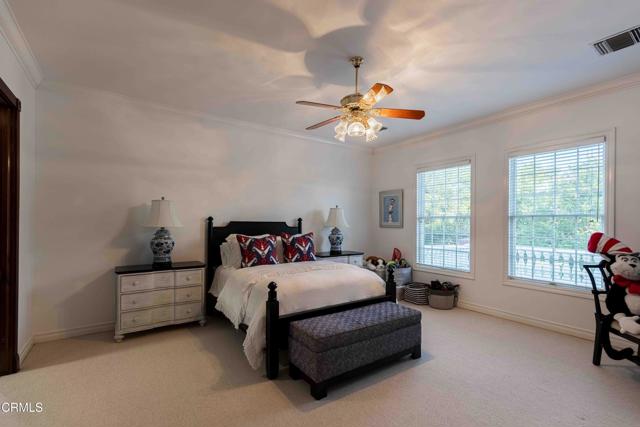 2300 Weybridge Drive, Bakersfield CA: https://media.crmls.org/mediaz/5589e026-da73-4b3b-b9ae-af440379f521.jpg