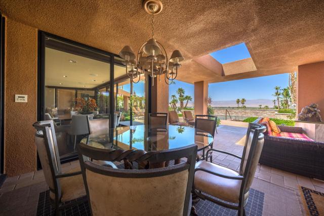 70150 Thunderbird Road, Rancho Mirage CA: https://media.crmls.org/mediaz/558a8041-a5b1-4afd-92d0-3523e43c1aad.jpg