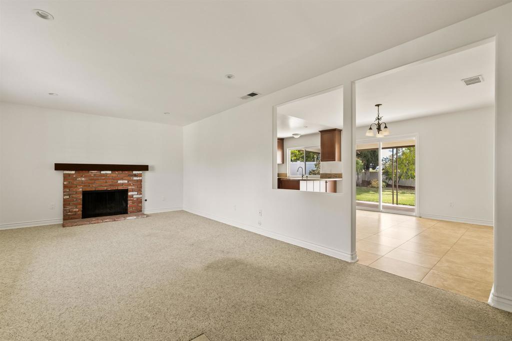 1658 Boyle Ave - photo 7