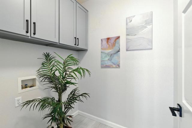 4681 La Crescent Loop, San Jose CA: https://media.crmls.org/mediaz/558b2fad-3d46-4d39-a0aa-f54bcbc8a3fb.jpg