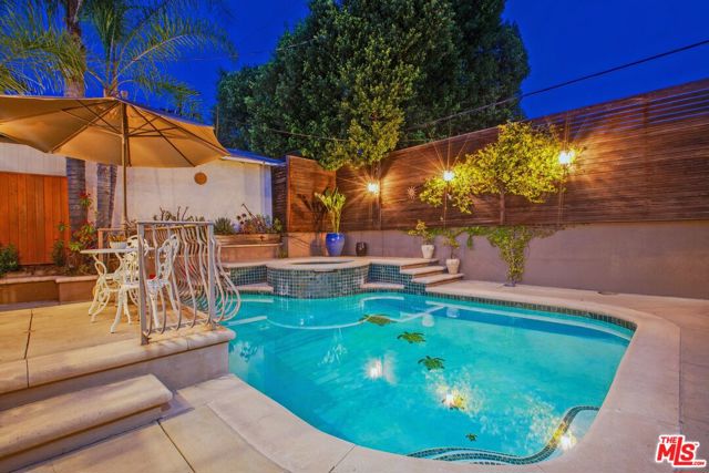 1900 N Serrano Avenue, Los Angeles CA: https://media.crmls.org/mediaz/558c4dd1-5ed4-4e0c-bf73-681cd3bd7b26.jpg
