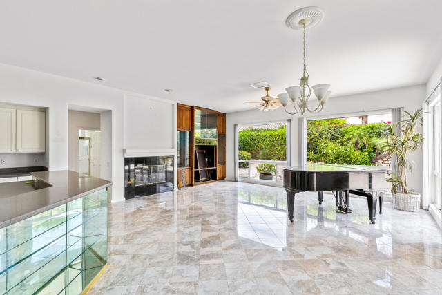 78368 Sunrise Canyon Avenue, Palm Desert CA: https://media.crmls.org/mediaz/558cb8ad-7f02-464d-b1d4-2aa915da8eb7.jpg