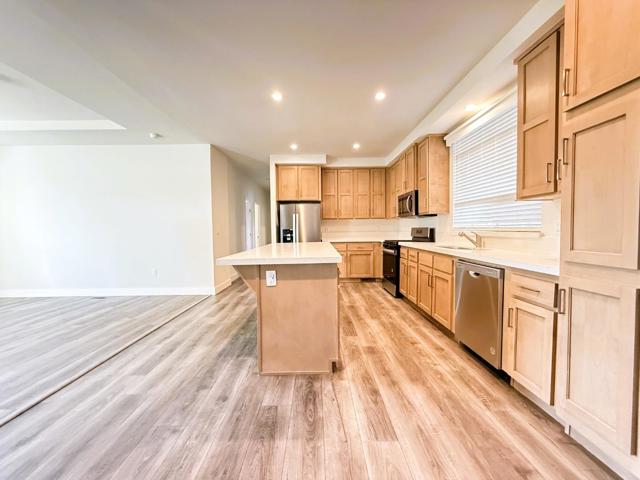 445 N Capitol Avenue, San Jose CA: https://media.crmls.org/mediaz/558cc553-4ecb-4e7c-ba2e-4dc6cf1fba37.jpg