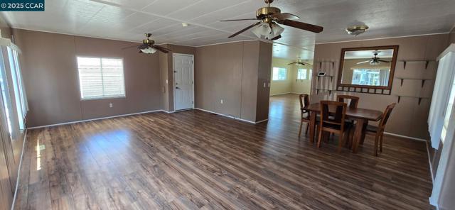 16401 San Pablo Ave, San Pablo CA: https://media.crmls.org/mediaz/558d3d13-618d-424a-ac8e-7da2c133c47c.jpg