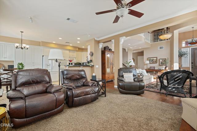 Detail Gallery Image 13 of 38 For 2855 Golf Villa Way, Camarillo,  CA 93010 - 3 Beds | 2/1 Baths