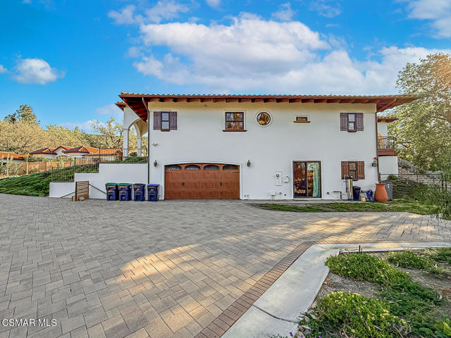 4255 Saddlecrest Lane, Westlake Village CA: https://media.crmls.org/mediaz/558e5134-98dc-47c3-8442-9fab7073bc08.jpg