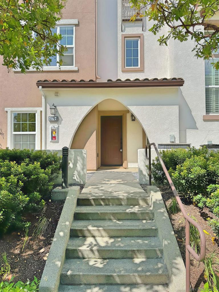 4370 Pacifica Way