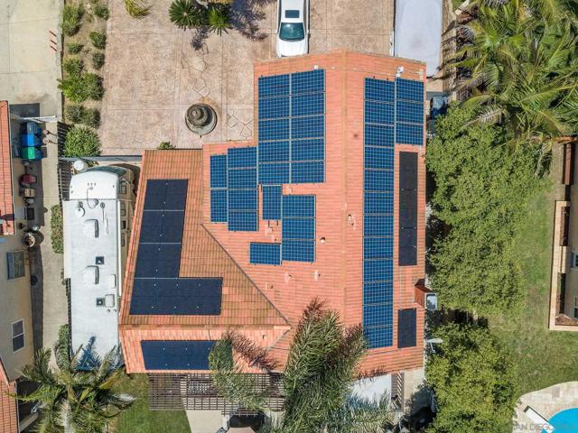 14229 Jennings Vista Way, Lakeside CA: https://media.crmls.org/mediaz/55919d51-5df2-4a7b-a6fc-216086b35deb.jpg