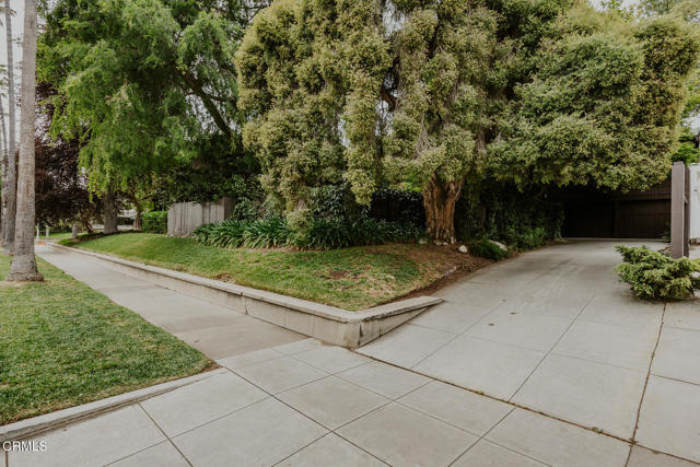 1524 Milan Avenue, South Pasadena CA: https://media.crmls.org/mediaz/559381e1-b0e2-4dd6-b4a2-aff9eeb77fdf.jpg