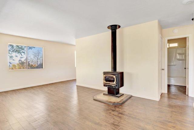 37625 Cruces Dr, Drive, Warner Springs CA: https://media.crmls.org/mediaz/5593adc7-ab66-4862-bdb2-f9024eb7ad4d.jpg