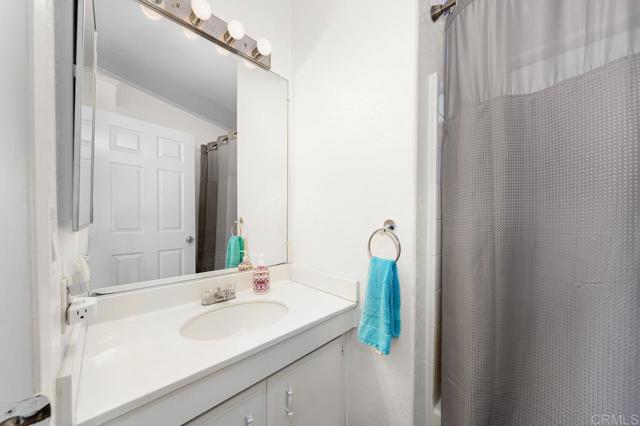 Detail Gallery Image 17 of 26 For 13162 Highway 8 Business Spc 4, El Cajon,  CA 92021 - 3 Beds | 2 Baths