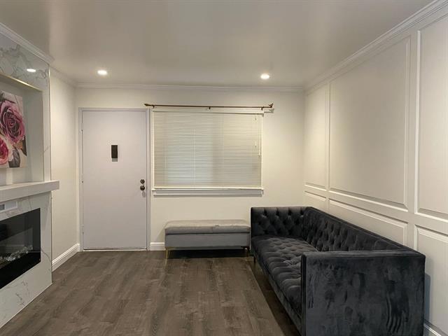 417 Piccadilly Place, San Bruno CA: https://media.crmls.org/mediaz/55945d93-ba88-418f-b981-6ebe23c1f936.jpg